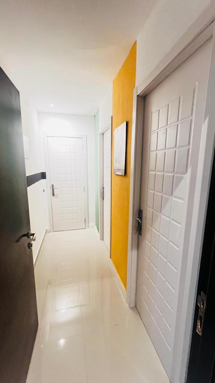 Executive Suite Room In Barsha 1 Near Moe Metro Dubaj Exteriér fotografie